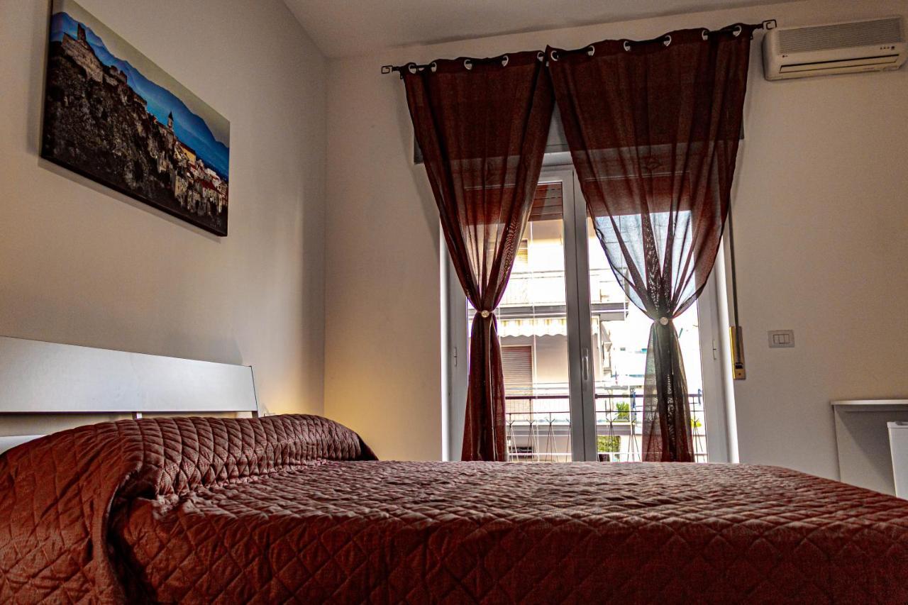Bed end Breakfast Mediterraneo Scalea Exterior foto