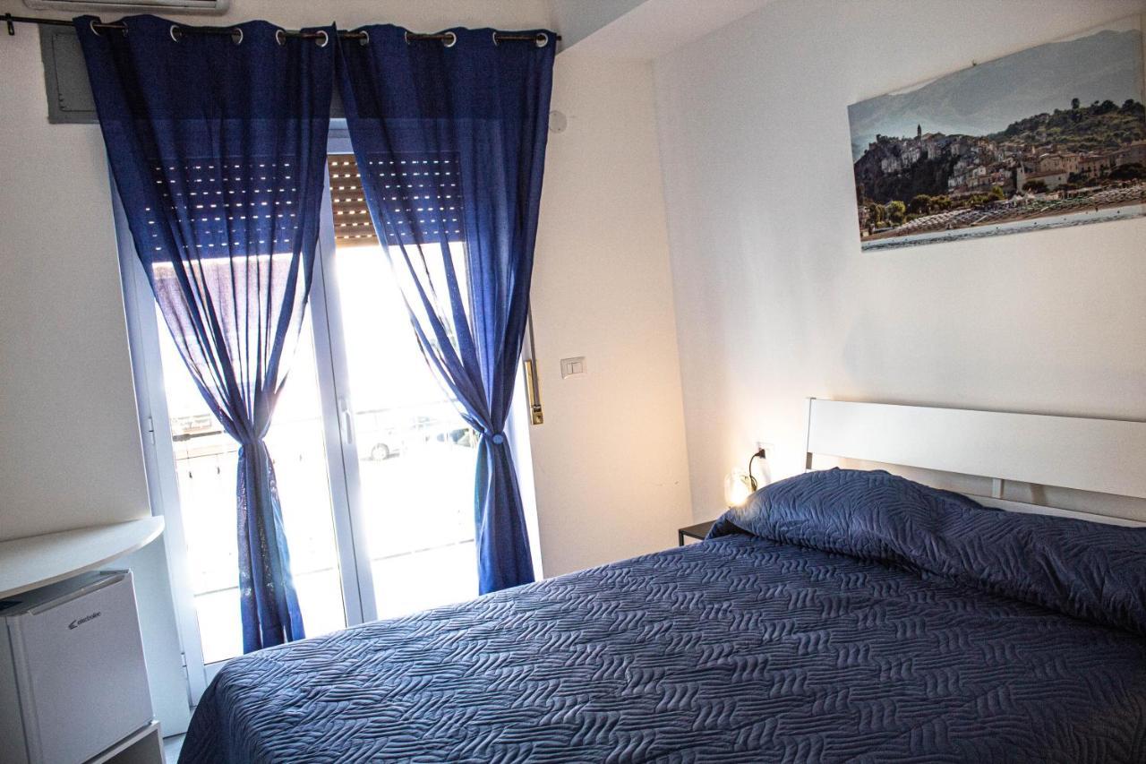 Bed end Breakfast Mediterraneo Scalea Exterior foto
