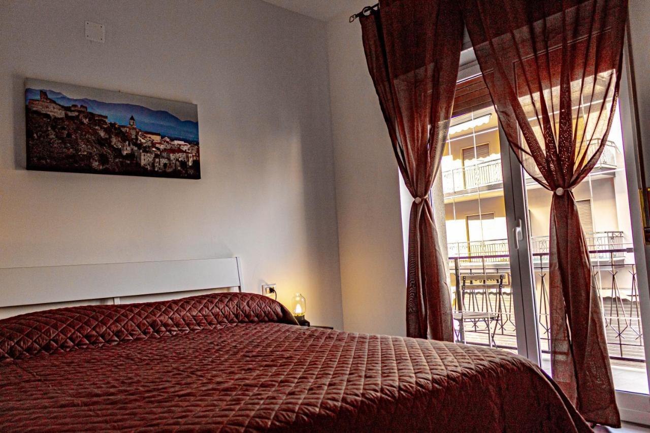 Bed end Breakfast Mediterraneo Scalea Exterior foto